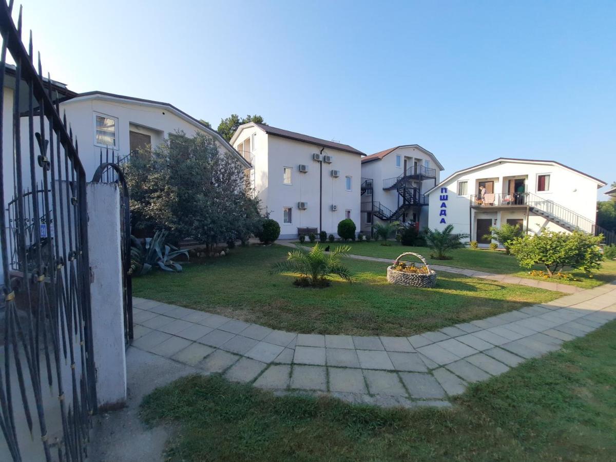 Hotel Pshada Picunda Zewnętrze zdjęcie